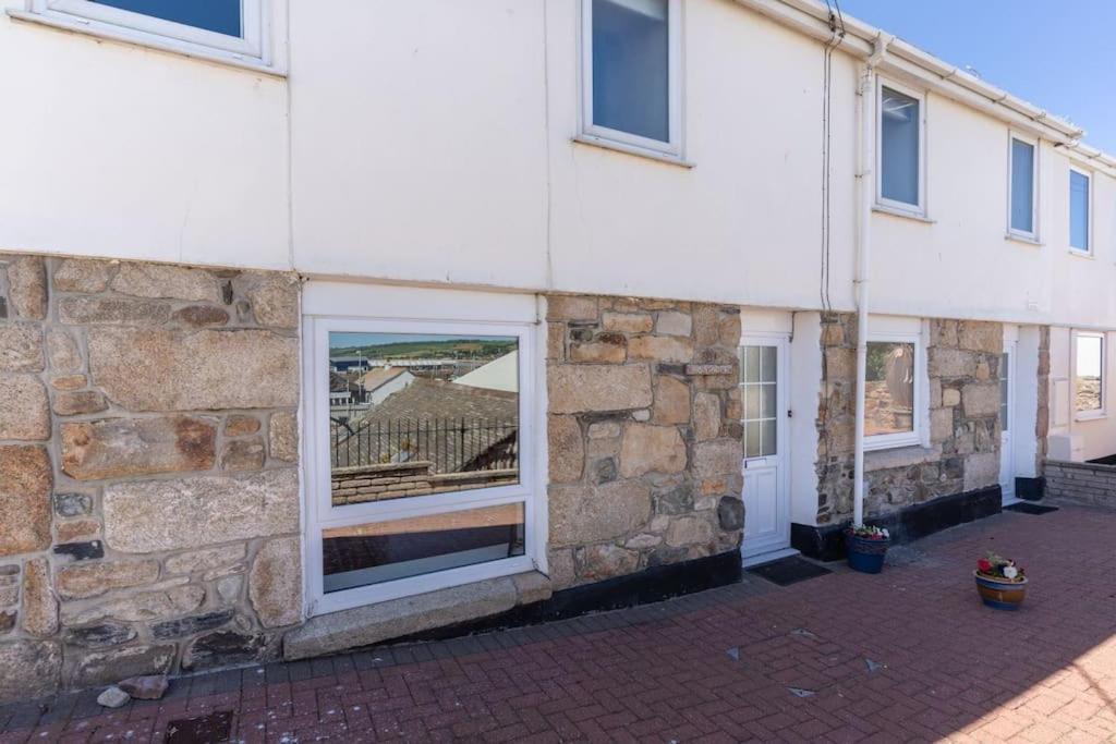 Charming 3 Bedroom Harbour Cottage With Parking Penzance Eksteriør bilde