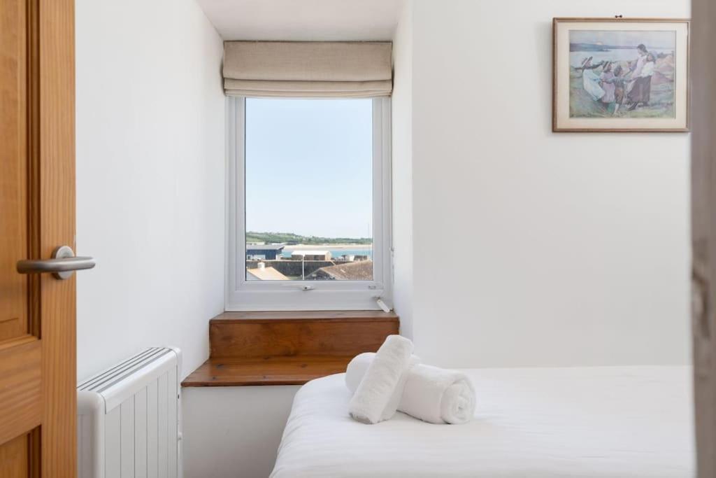 Charming 3 Bedroom Harbour Cottage With Parking Penzance Eksteriør bilde