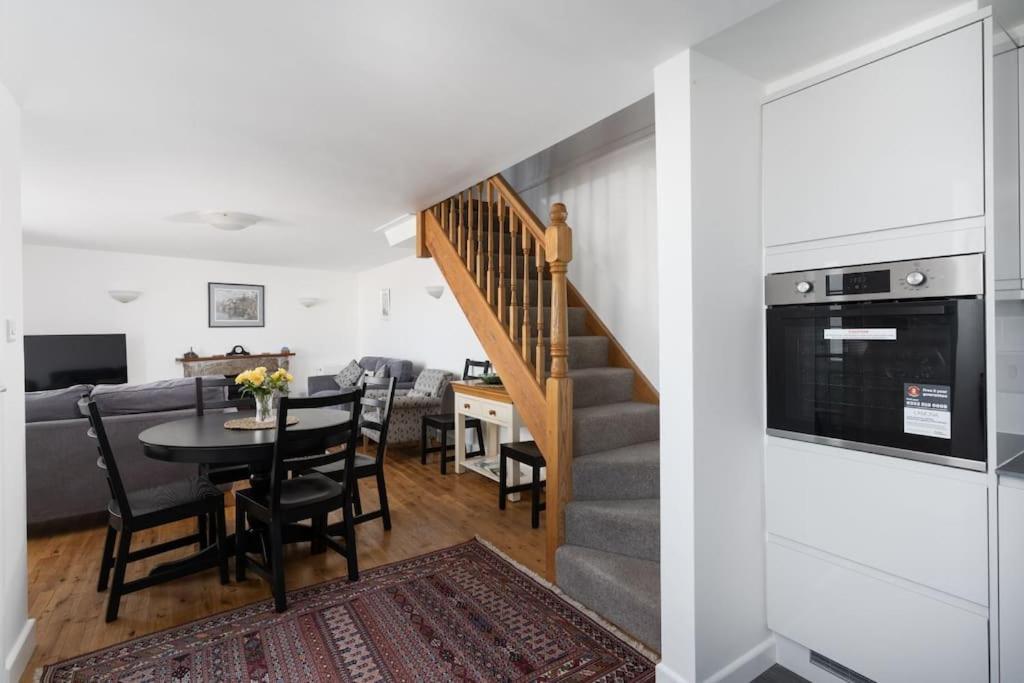 Charming 3 Bedroom Harbour Cottage With Parking Penzance Eksteriør bilde