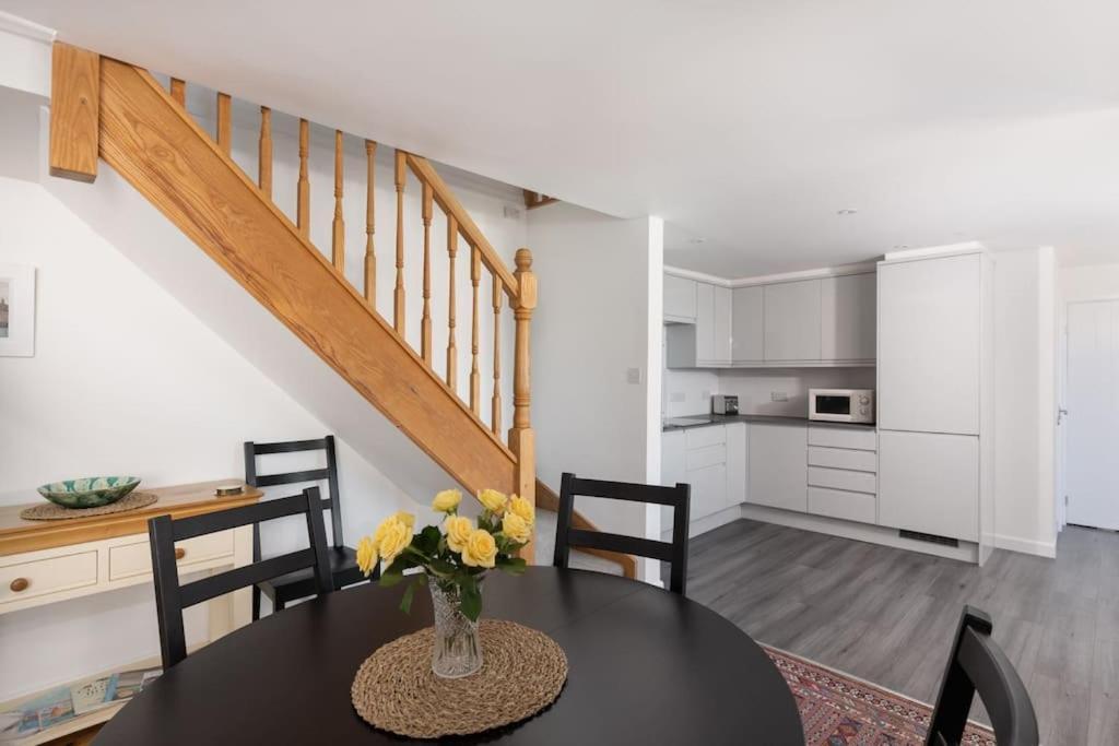 Charming 3 Bedroom Harbour Cottage With Parking Penzance Eksteriør bilde