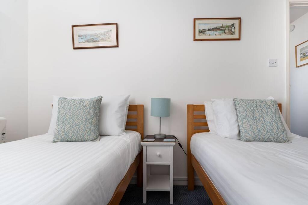 Charming 3 Bedroom Harbour Cottage With Parking Penzance Eksteriør bilde